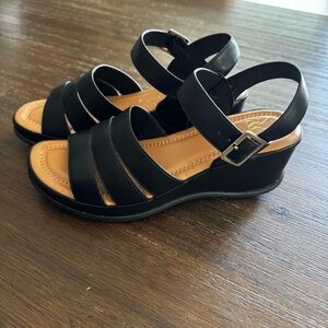 New York and Company Black Wedge Sandals size 7